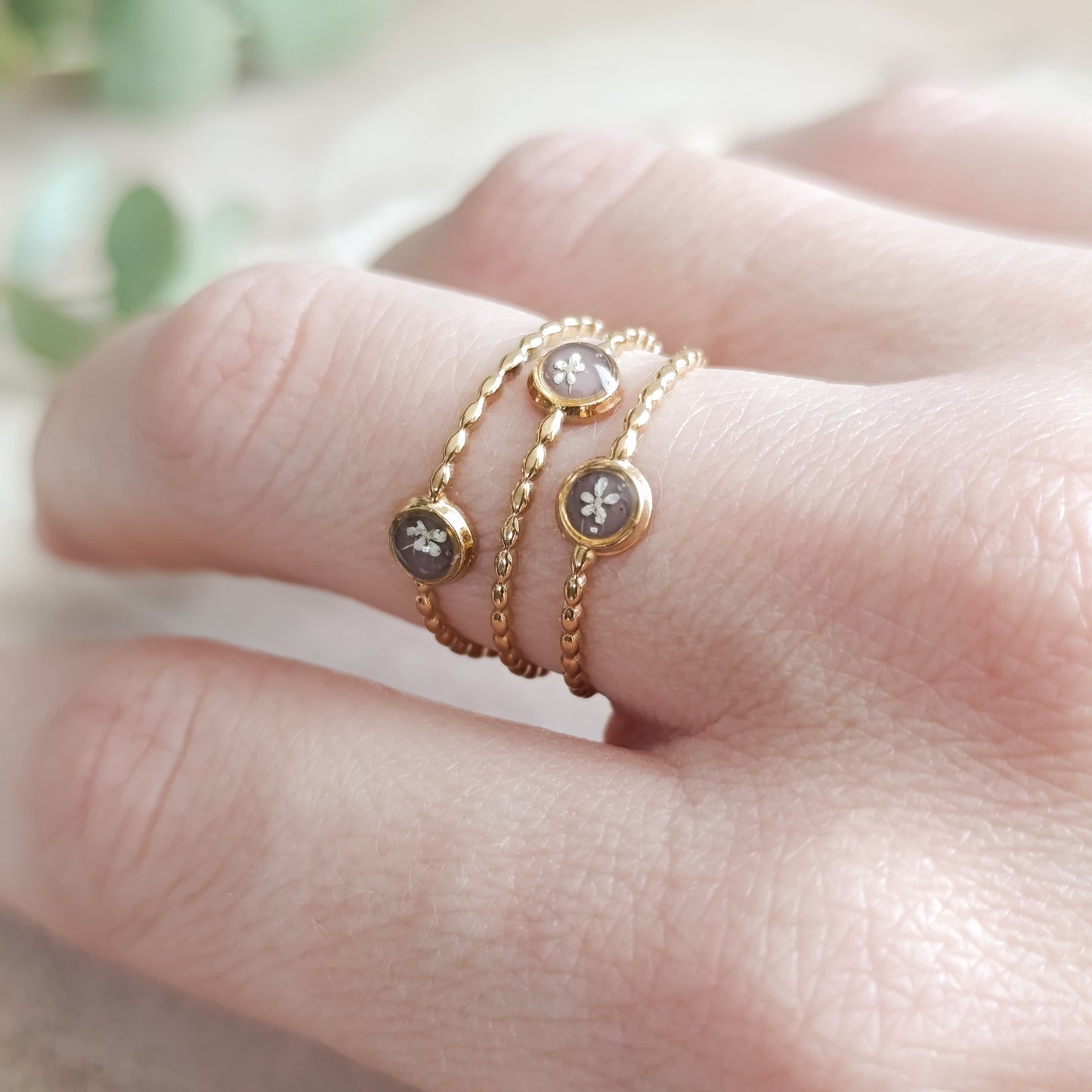 Anello Triplo Regolabile in Acciaio con Carota Selvatica -Oro