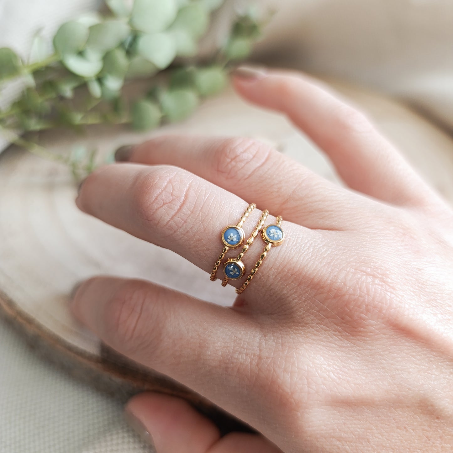 Anello Triplo Regolabile in Acciaio con Carota Selvatica -Oro