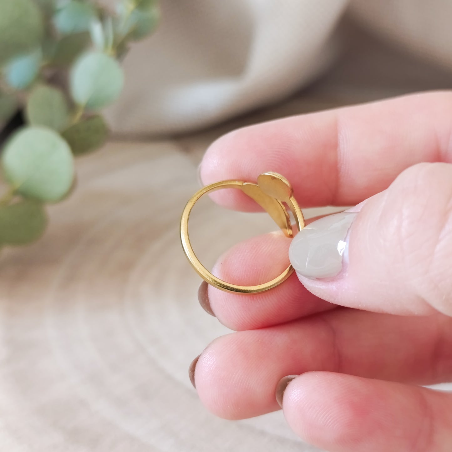 Anello Aperto Regolabile con Foglia e Carota Selvatica