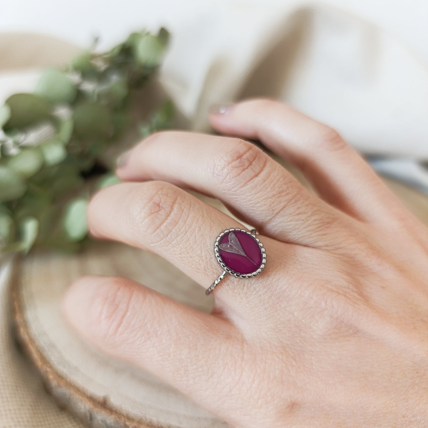 Anello Ovale grande Regolabile in Acciaio con Fiori essiccati