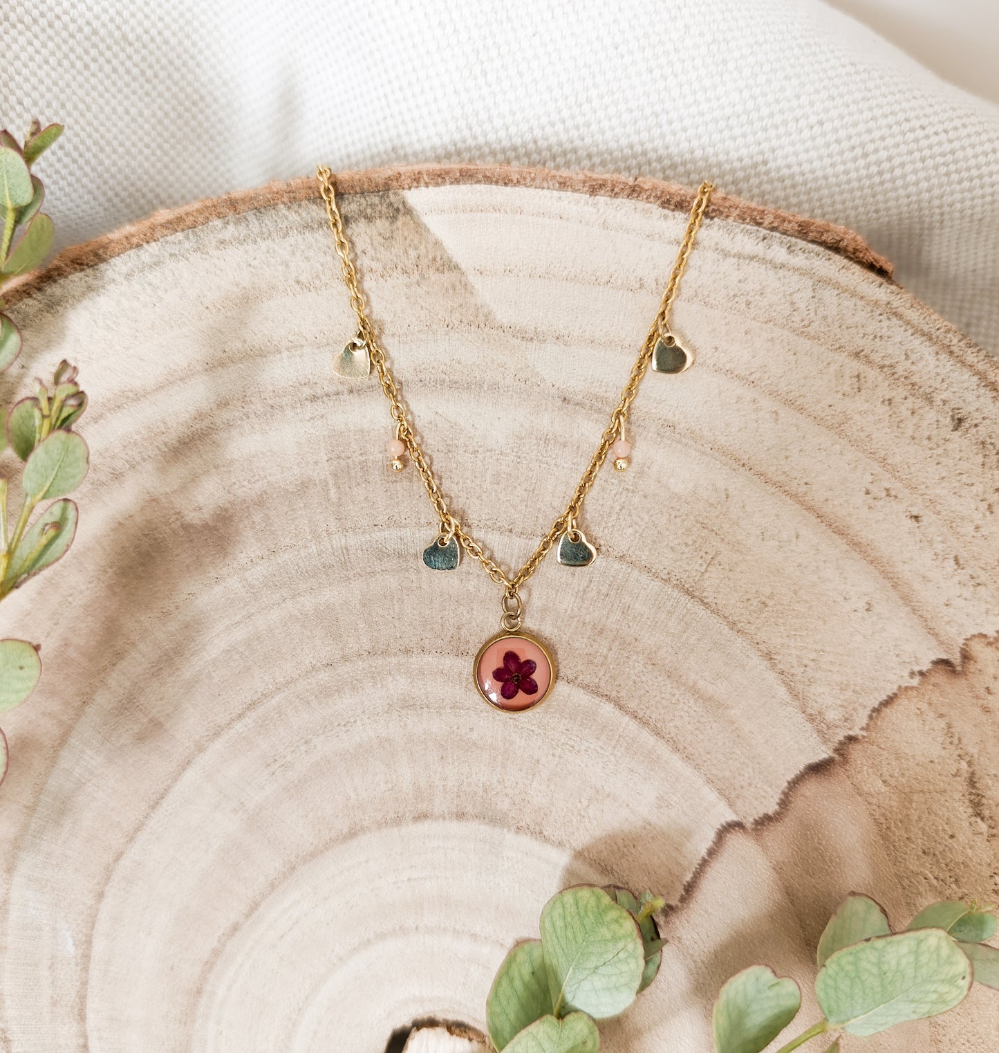 Collana con Catena Decorata e Fitolacca- oro