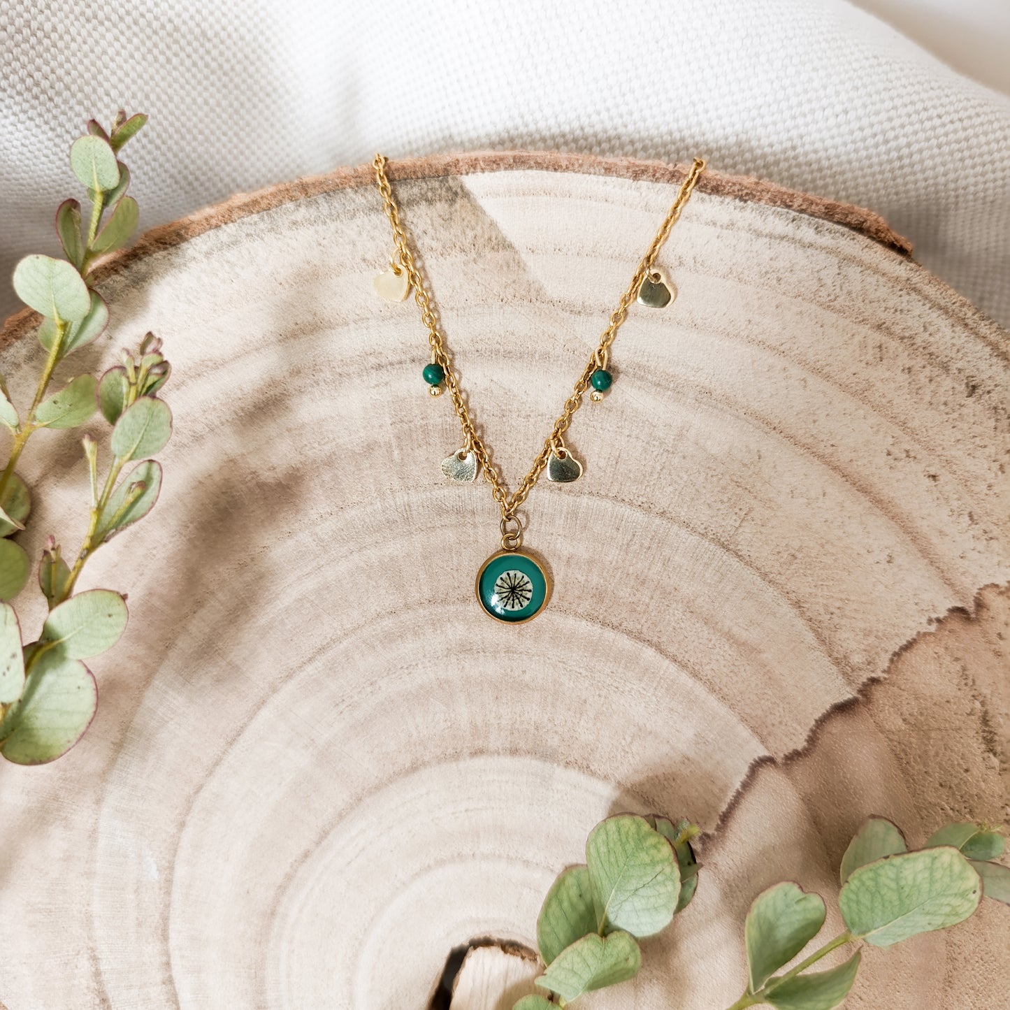 Collana con catena Decorata e Capsula di Papavero