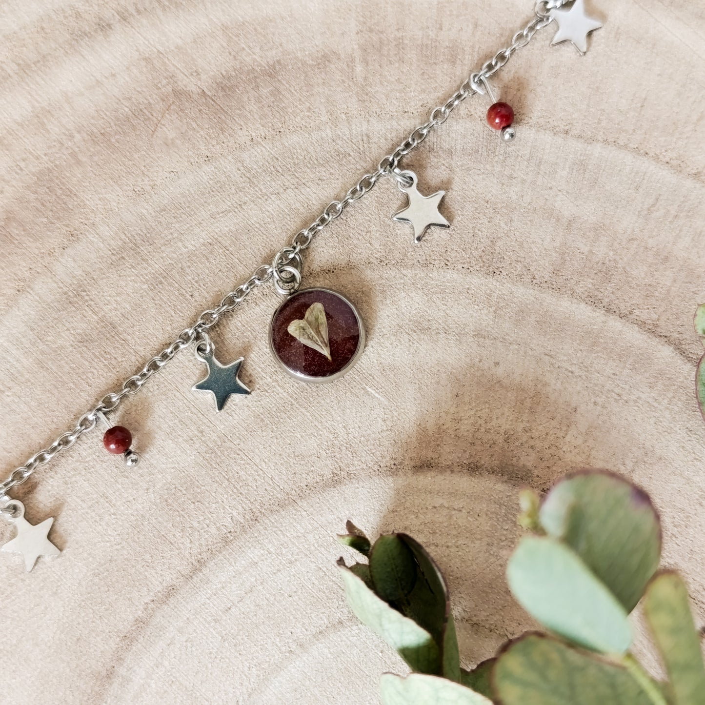 Collana con Catena Decorata e Borsa del Pastore