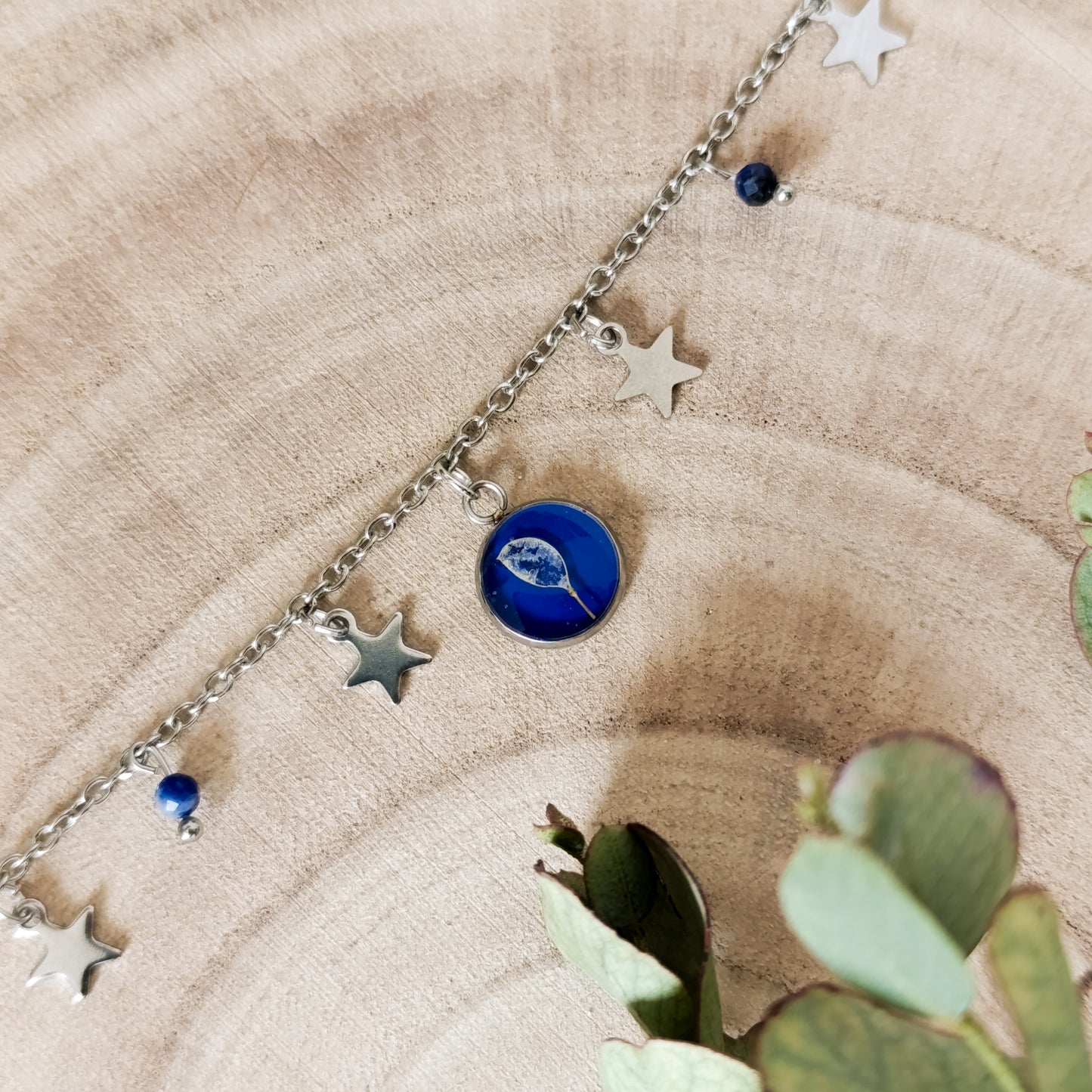 Collana con Catena Decorata e Borsa del Pastore
