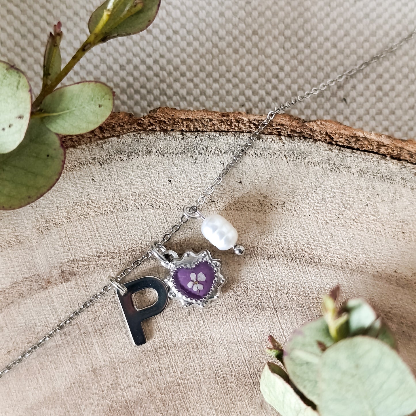 Collana con Lettera