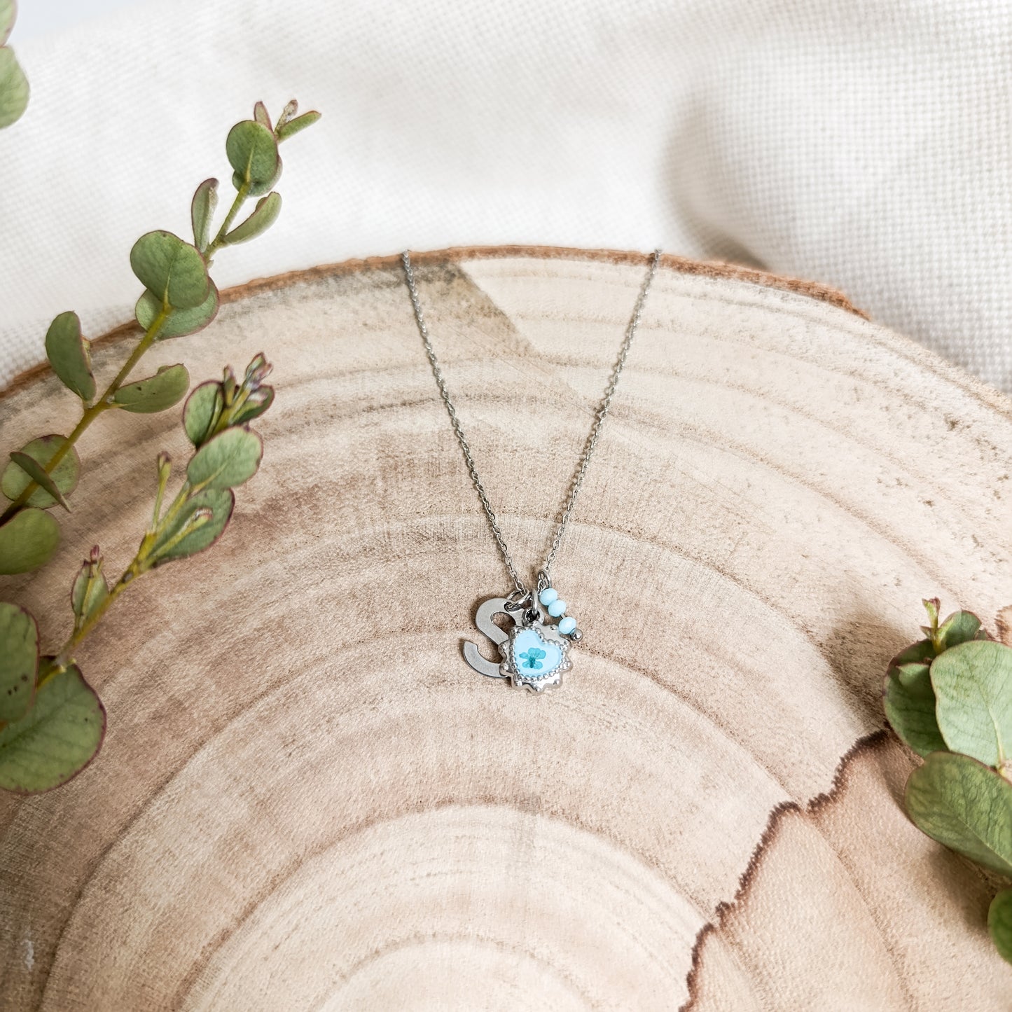 Collana con Lettera