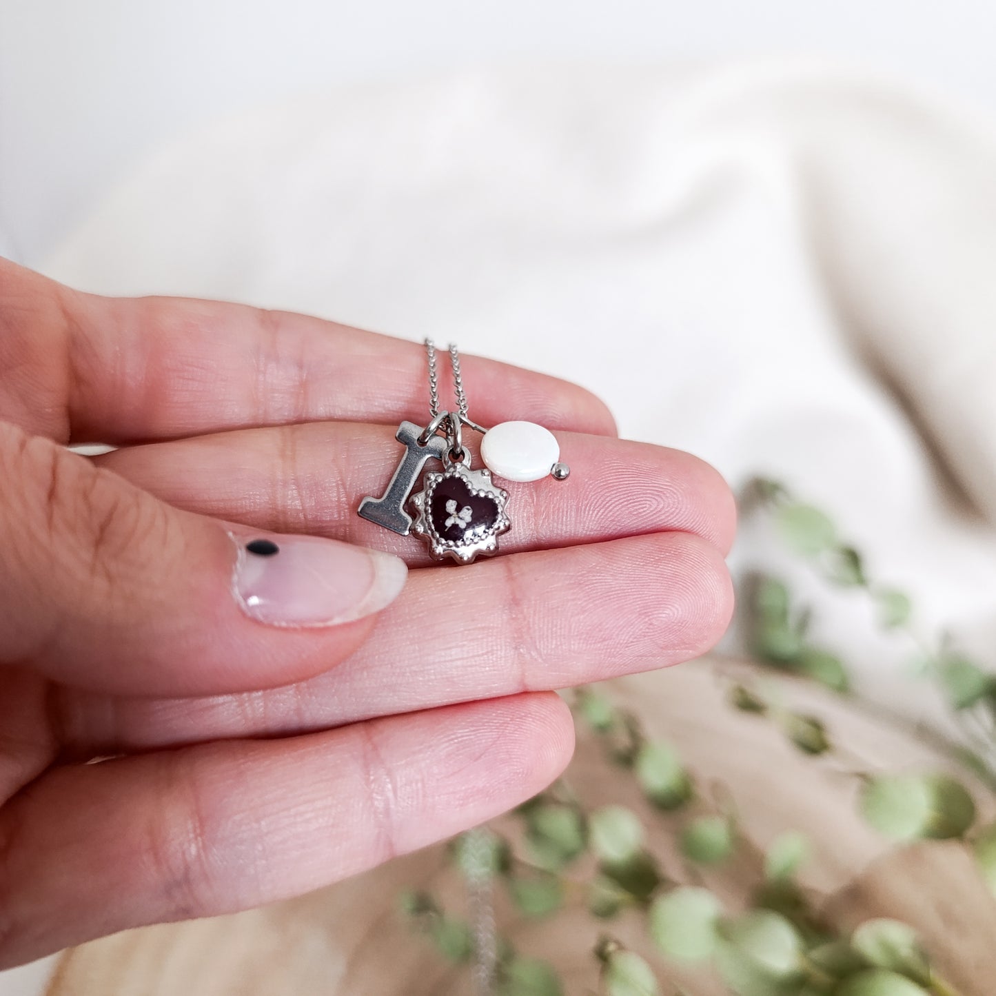 Collana con Lettera